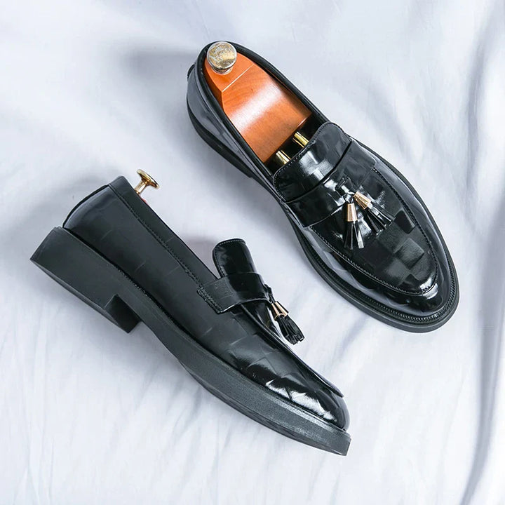 Giovanni Signature Leather Loafers