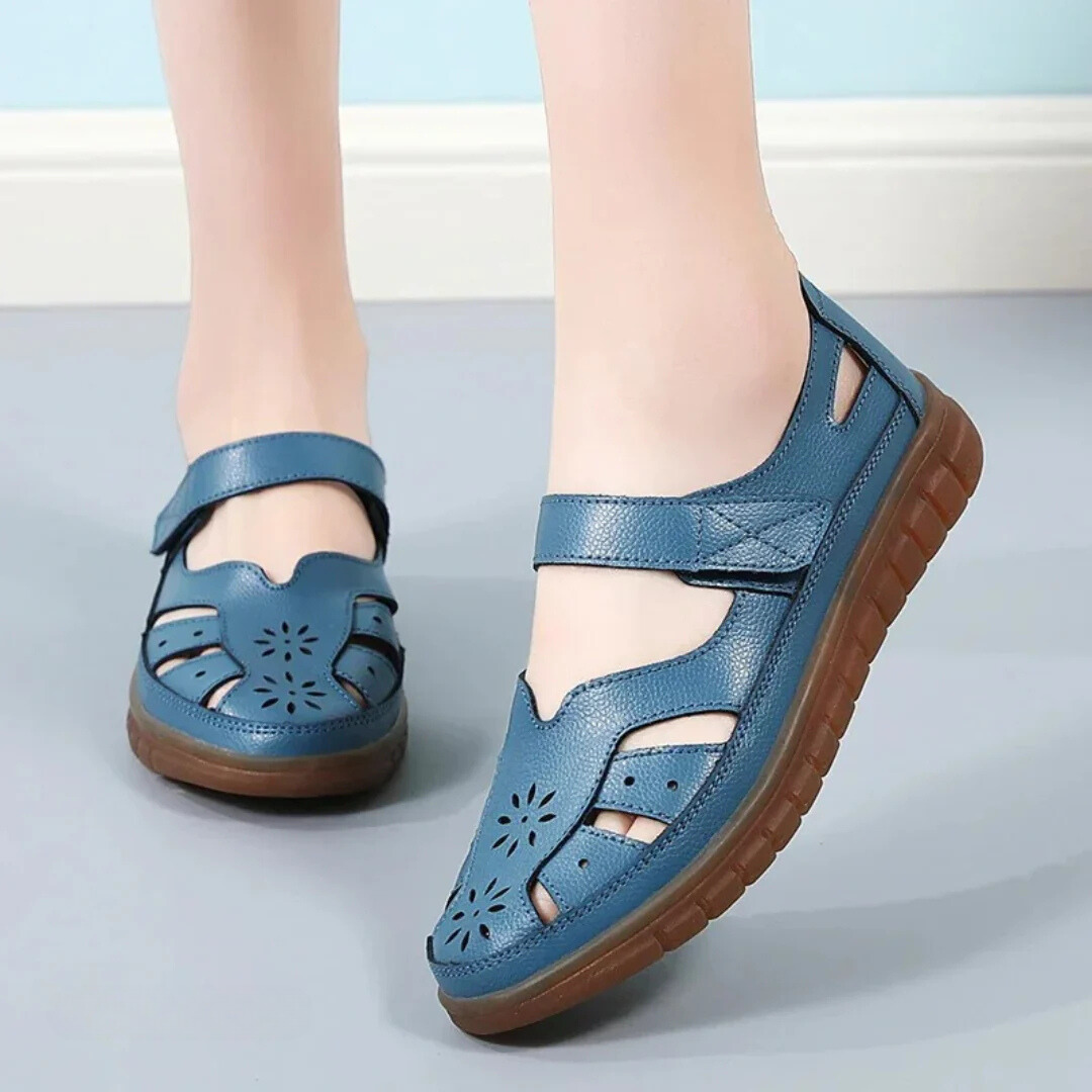 Lola™ Adjustable Orthopaedic Women's Shoes